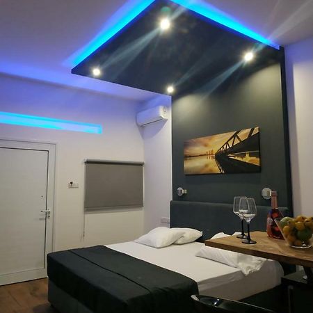 Takis Apartments アヤナパ エクステリア 写真