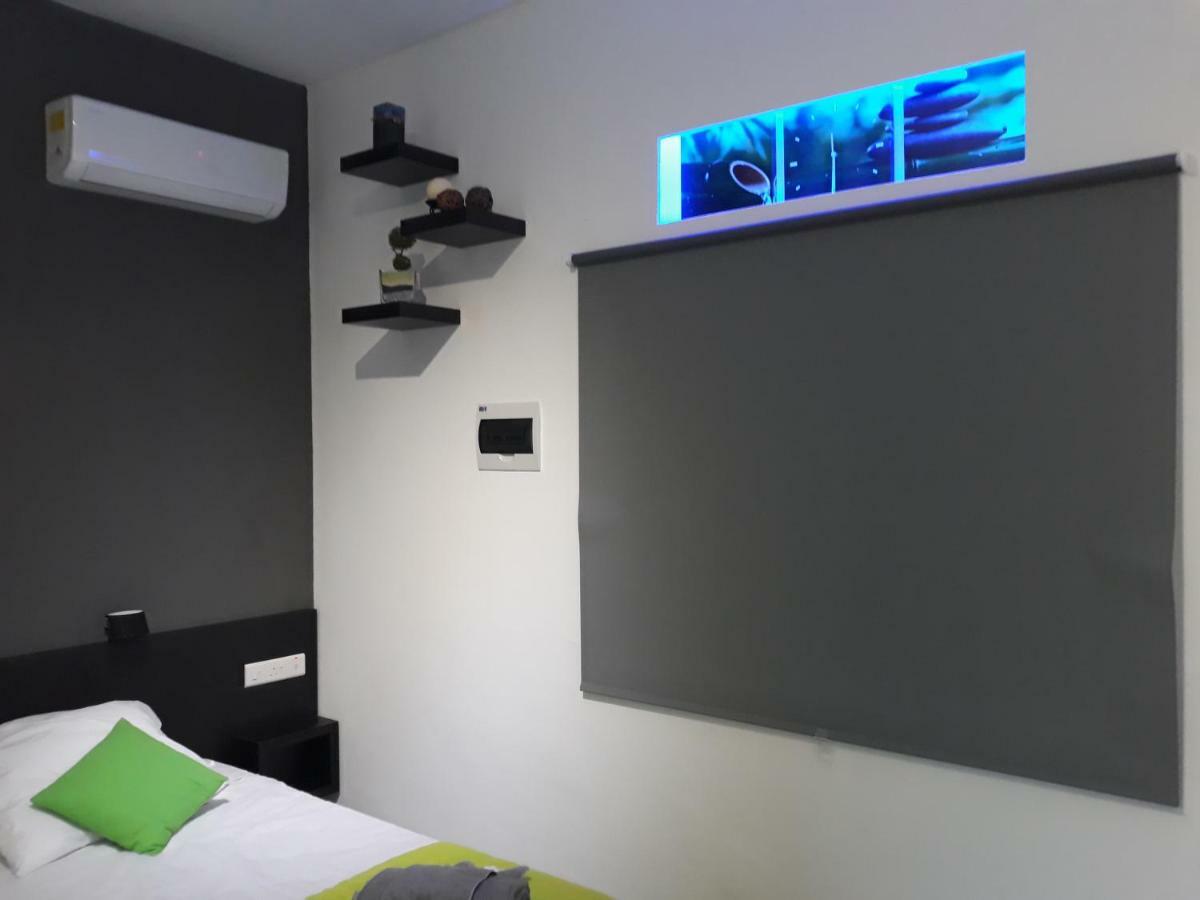Takis Apartments アヤナパ エクステリア 写真